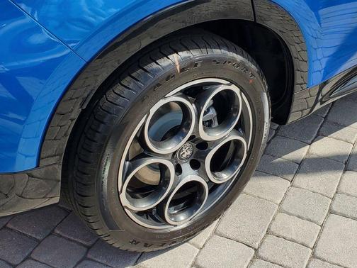 2025 Alfa Romeo Tonale EAWD