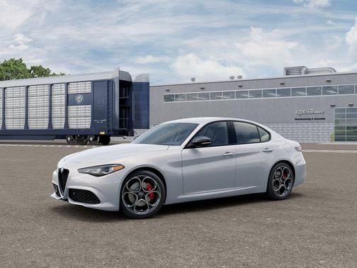 2026 Alfa Romeo Giulia Base