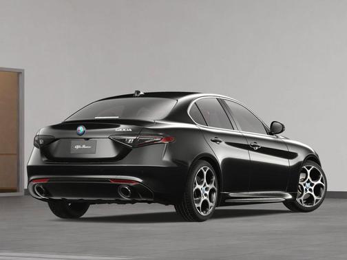 2025 Alfa Romeo Giulia RWD