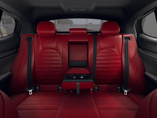 2026 Alfa Romeo Stelvio Sprint