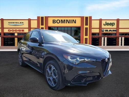 2025 Alfa Romeo Stelvio Sprint AWD