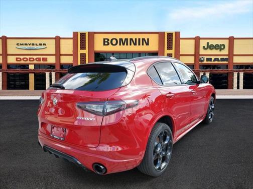 2025 Alfa Romeo Stelvio Ti