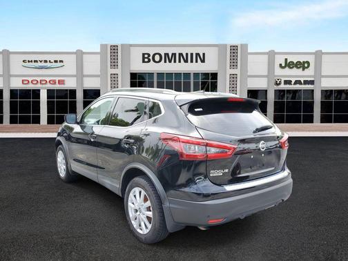 2020 Nissan Rogue Sport SV