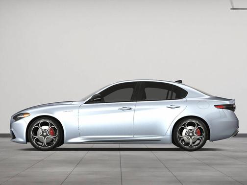 2025 Alfa Romeo Giulia RWD