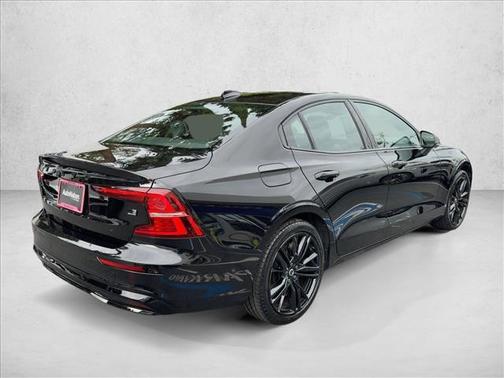 2024 Volvo S60 Recharge Plug-In Hybrid T8 Plus Black Edition