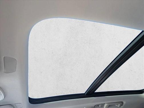 Crystal White Pearl 2026 Volvo XC90 Plus, B5 AWD Gas (mild hybrid), Gasoline, Bright, 7 Seats