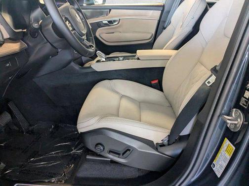 Denim Blue Metallic 2026 Volvo XC90 B6 Plus 7-Seater