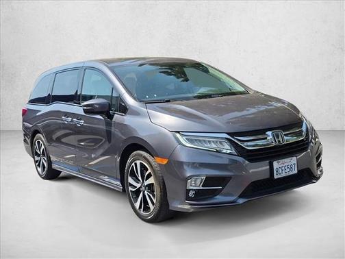 Modern Steel Metallic 2018 Honda Odyssey Elite