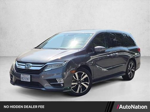 Modern Steel Metallic 2018 Honda Odyssey Elite