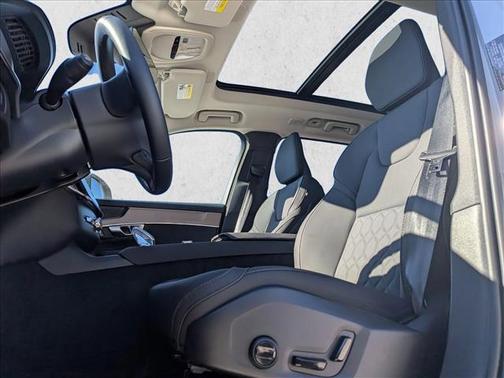 2026 Volvo XC90 Plug-In Hybrid T8 Plus 7-Seater