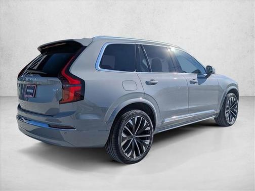 2026 Volvo XC90 Plug-In Hybrid T8 Plus 7-Seater
