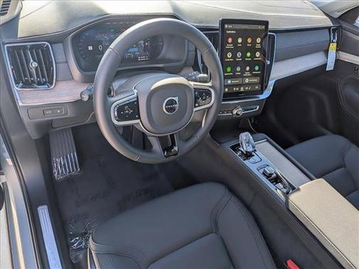 2026 Volvo XC90 Plug-In Hybrid T8 Plus 7-Seater