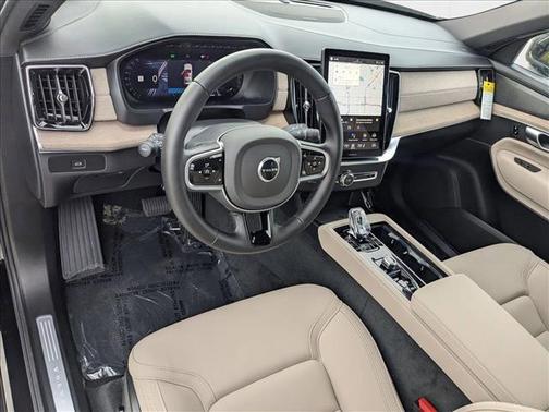 2026 Volvo XC90 B5 Plus 7-Seater