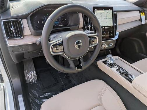 2026 Volvo XC90 B5 Plus 7-Seater