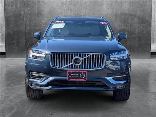 2025 Volvo XC90 B5 Plus