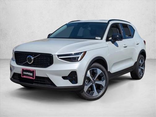 2026 Volvo XC40 Plus, B5 AWD Gas (mild hybrid), Dark
