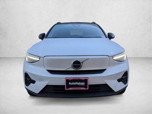 2026 Volvo EX40 Twin Motor Plus