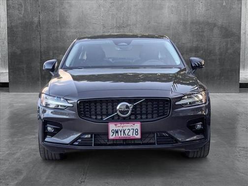 2025 Volvo S60 B5 Core