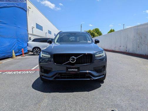 Denim Blue Metallic 2023 Volvo XC90 Recharge Plug-In Hybrid T8 Plus Dark Theme 7-Seater