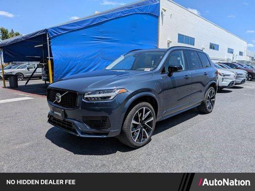 Denim Blue Metallic 2023 Volvo XC90 Recharge Plug-In Hybrid T8 Plus Dark Theme 7-Seater