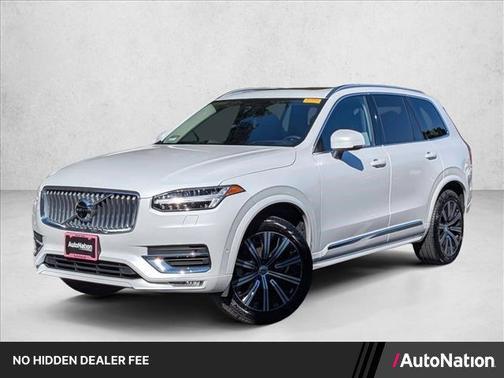 Crystal White Metallic 2023 Volvo XC90 B5 Plus