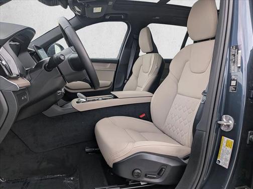 2026 Volvo XC90 Plug-In Hybrid T8 Plus 7-Seater