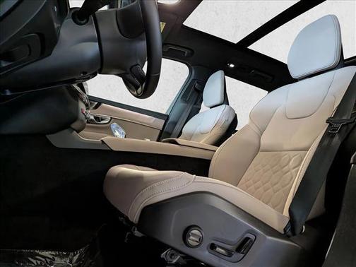 2026 Volvo XC90 Plus, B6 AWD Gas (mild hybrid), Gasoline, Bright, 7 Seats