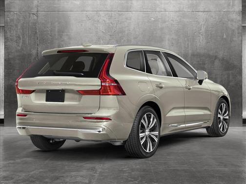 2025 Volvo XC60 Plug-In Hybrid T8 Ultra