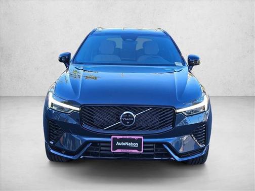 2026 Volvo XC60 Plug-In Hybrid T8 Plus