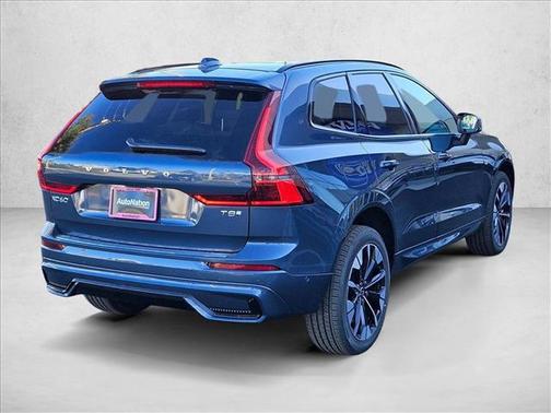 2026 Volvo XC60 Plug-In Hybrid T8 Plus