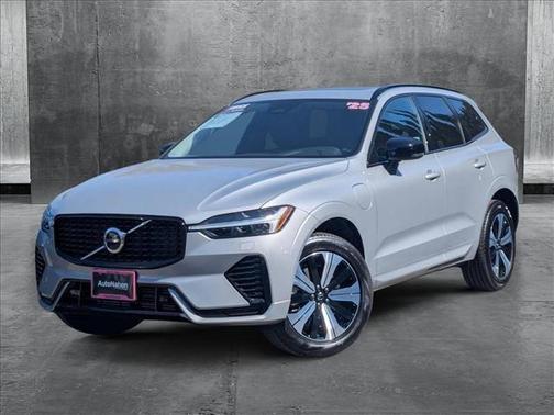 2025 Volvo XC60 Plug-In Hybrid T8 Core