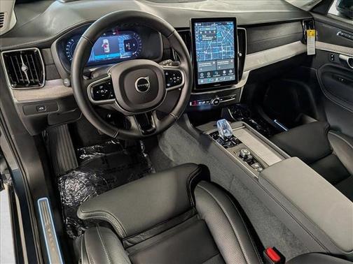 2026 Volvo XC90 B6 Ultra Dark Theme 7-Seater