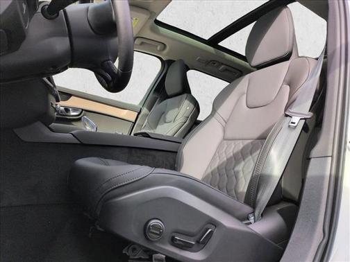 2026 Volvo XC90 Plus, B6 AWD Gas (mild hybrid), Gasoline, Bright, 7 Seats