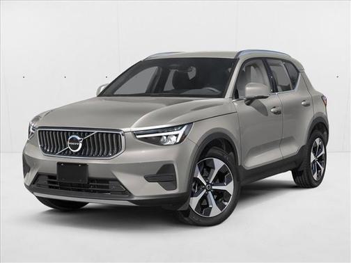 2025 Volvo XC40 B5 Ultra Bright Theme
