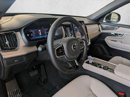 2026 Volvo XC90 B5 Plus 7-Seater