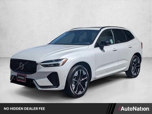 Crystal White Metallic 2026 Volvo XC60 B5 Plus