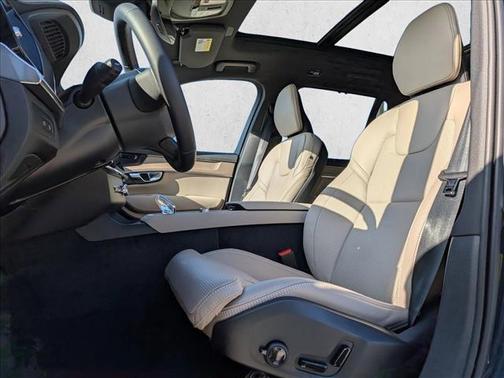 2026 Volvo XC90 Plug-In Hybrid T8 Ultra 7-Seater