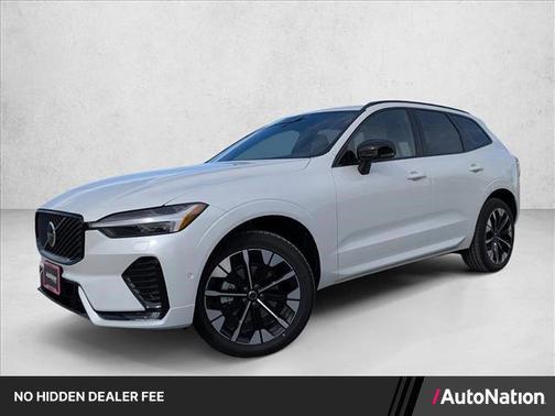 Crystal White Metallic 2026 Volvo XC60 B5 Plus