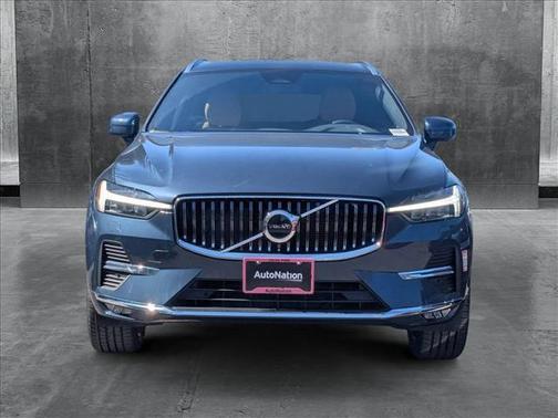 2022 Volvo XC60 B5 Inscription