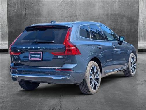 2022 Volvo XC60 B5 Inscription