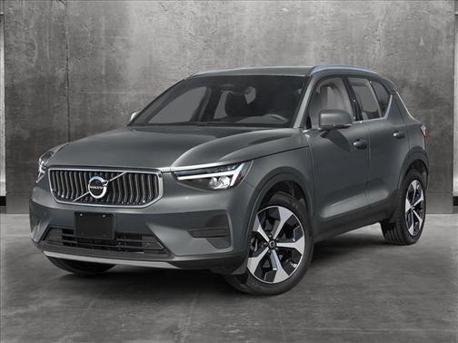 2025 Volvo XC40 B5 Plus Dark Theme