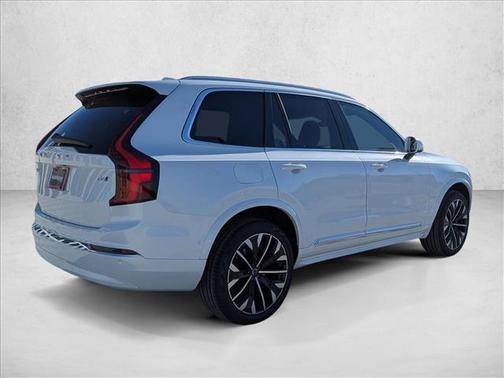 2026 Volvo XC90 B6 Ultra 7-Seater