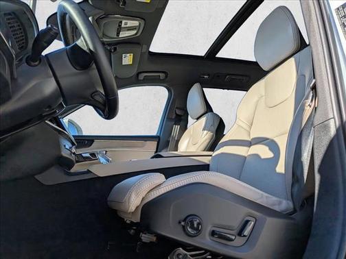 2026 Volvo XC90 B6 Ultra 7-Seater