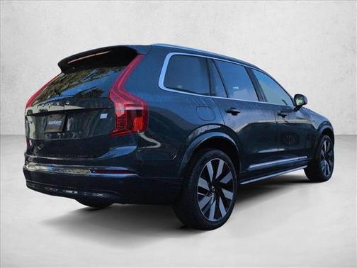 2023 Volvo XC90 Recharge Plug-In Hybrid T8 Ultimate Bright Theme 7-Seater