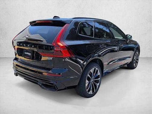 Onyx Black Metallic 2026 Volvo XC60 Plug-In Hybrid Plus, T8 AWD Electric/Gasoline, Dark
