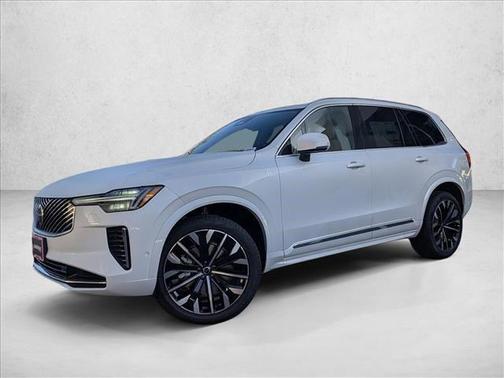 2026 Volvo XC90 B6 Plus 7-Seater