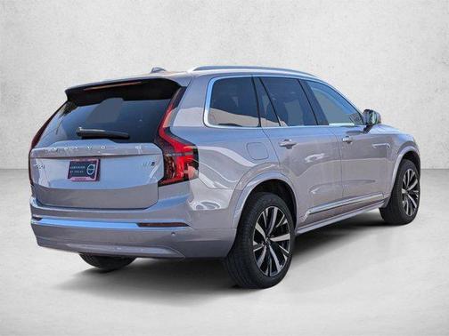 Aurora Silver 2026 Volvo XC90 Core, B6 AWD Gas (mild hybrid), Gasoline, Bright, 7 Seats
