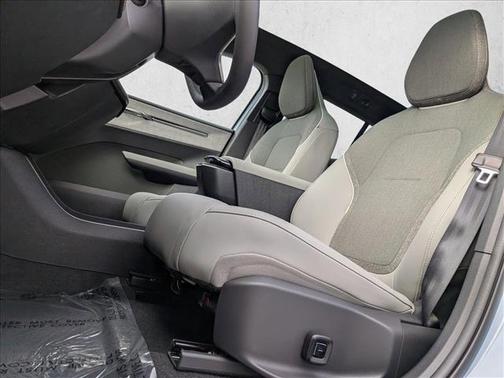 2026 Volvo EX30 Plus Twin Motor Performance, Fully electric