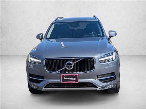 2019 Volvo XC90 T6 Momentum