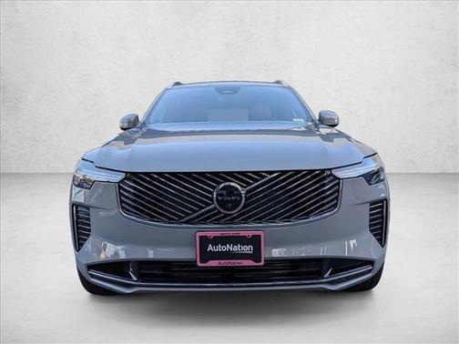 2026 Volvo XC90 Plug-In Hybrid T8 Plus 7-Seater